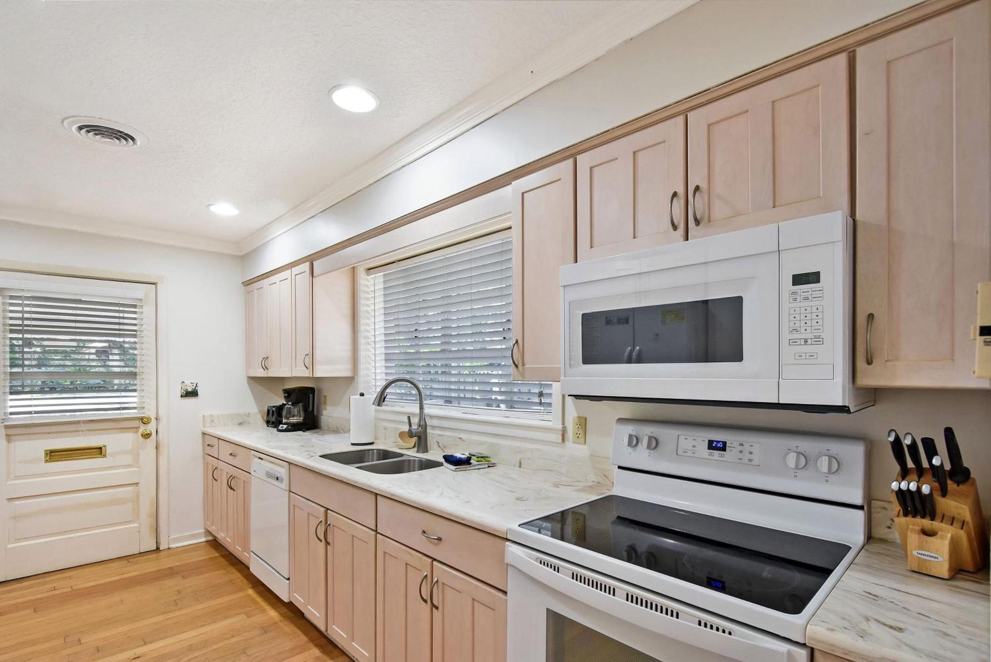 The Pink House Villa St. Simons Island ภายนอก รูปภาพ